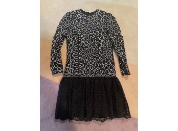 Adorable Black And White Dress Size S