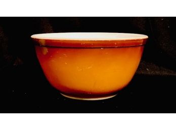 Vintage Pyrex  402 Brown Mixing Bowl