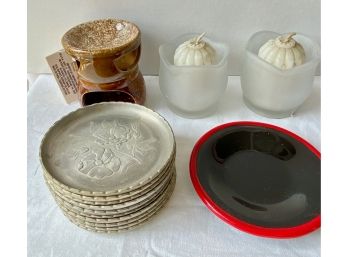 New Votive Candle Holder, 2 Candles & 11 Small Plates