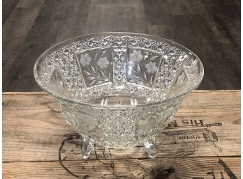 Beautiful Vintage Pressed Glass Floral Bowl With Three Leg Stand
