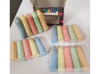 Box Of Unused Colorful Sidewalk Chalk 20 Sticks Four Plastic- Wrapped 5-Packs