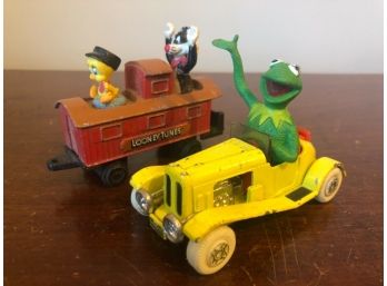 1989 ERTL Looney Tunes Sylvester & Tweety Train Caboose & 1979 Corgi Kermit Frog