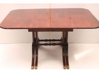 Amazing Vintage Expandable & Collapsable Dining Table By BRANDT FURNITURE Of CHARLOTTE