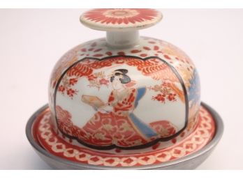 Japanese Porcelain Ware Covered Dish