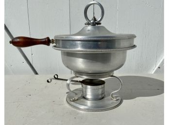 Chaffing Dish With Sterno Pot