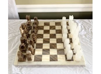 Vintage - Azteca Mexican Hand Carved Oynx & Marble Chess Set
