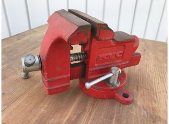Red KMC Bench Vise