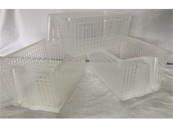 3 Plastic Baskets With Handles