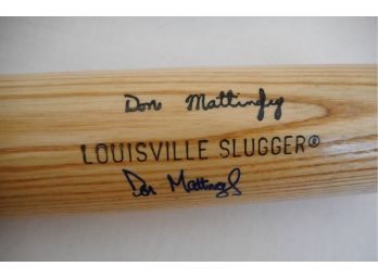 NY Yankees Captain Don Mattingly Signed Louisville Slugger BB997 Baseball Bat