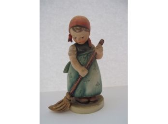 Vintage Hummel Figurine  #171 Little Sweeper TMK 3
