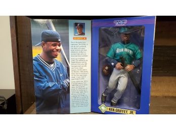 Starting Lineup 1997 Edition Of Ken Griffey, Jr. Seattle Mariner Hall Of Famer 11' Tall Fully Posable Figure