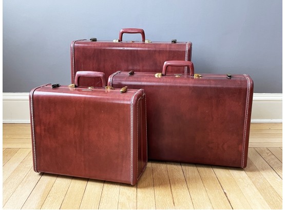 A Set Of Vintage Samsonite Leather Luggage
