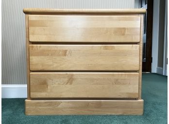 A Pair Of Modern Maple Chest Of Drawers