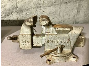 Vintage COLOMBIAN Heavy Bench Vise