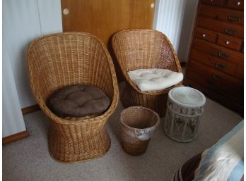 Wicker Lot 2 Chairs, Small Table, And Garbage Basket