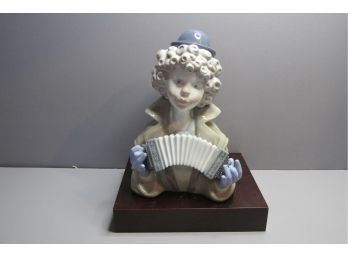 Vintage Lladro Figurine # 5585