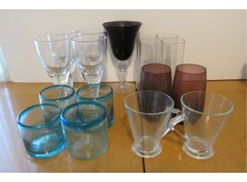 Collection Of 17 Miscellaneous Glassware Items.