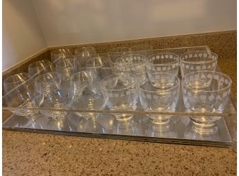 Stemless Glassware And Mirror Serveware/ Tray