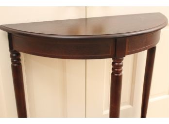 Beautiful Accent Table With Turned Supports