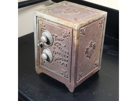 WOW Rare Cast Iron Toy Bank - Keyless Saftey Deposit Bank - Scarce  Model - Made By Keyless Lock Co. 1900-1910