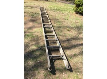 Aluminum Extension Ladder - Each Section 242' Or 20 Feet - Good Functional Ladder - Ready To Work