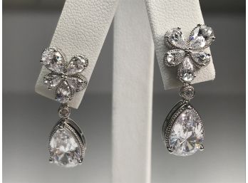 Stunning Pair Sterling Silver / 925  Teardrop Earrings - Very Expensive Look - Really Beautiful !