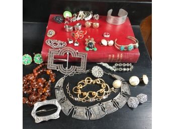 Fabulous HUGE Lot Of Vintage Costume Jewelry - GREAT Lot - Many Interesting Pieces - ALL FOR ONE BID