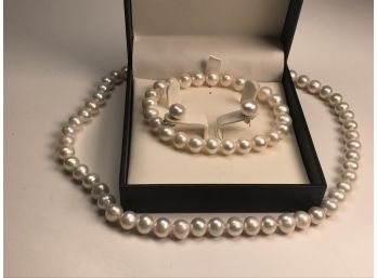 Lovely Suite Cultured Pearls - Necklace, Bracelet & Earrings With Sterling Silver - Brand New - Nice Quality