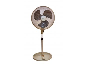 Wind-chaser Standing Fan With Remote