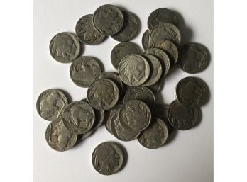 32 Buffalo Nickels With Various Dates (Not Looked Through)
