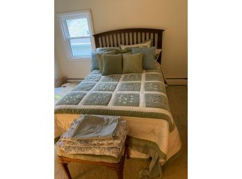 22 Pieces Full Size Bedroom  With Linen Ottoman Look At Description For Details