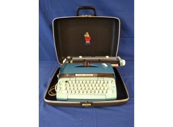 Vintage Smith Corona Coronet Electric 12 Typewriter 1970s Baby Blue With Carrying Case