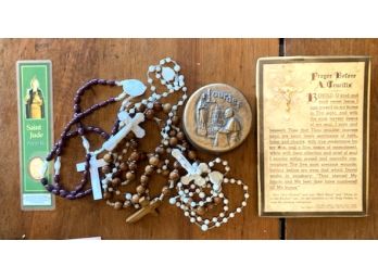 Grouping Of Vintage Religious Items