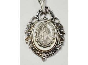 Sterling Silver Jesus Pendant With Necklace