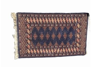 Vintage Oriental Rug / Carpet / Mat