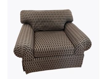 Comfy Club Chair With Black & Taupe Diamond Weave Fabric