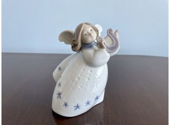 Lladro 'Little Angel With Lyre' 6528, Hand Made In Spain