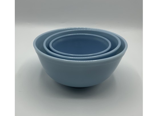 3 Vintage Pyrex Mixing Bowls ~ Blue Delphite ~ 401,402 & 403 MINT