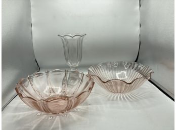 3 Piece Glass Lot Including Two Pink Glass Bowls