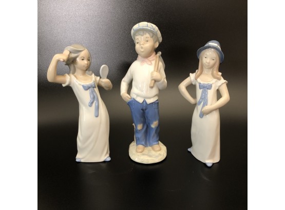 Trio Of Rex Valencia Porcelain Figurines - Lladro Style - Girls With Bonnet And Comb, Boy Hobo SPAIN