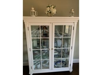 White China Cabinet With Mirrored Back & Interior Light - 54x64x19