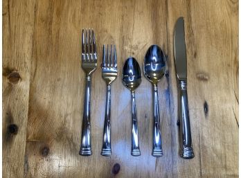 Lenox 5 Piece Stainless Steel Place Setting - Service For 10