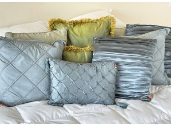 Good Quality King Bedding And Accent Pillows