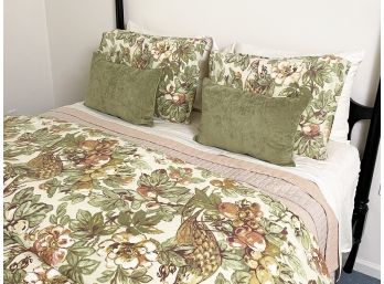 Good Quality Queen Size Bedding By Pottery Barn