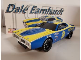 1998 Limied Edition Action 1:24 Dale Earnhardt 1975 Dodge Die Cast Model Car Bank