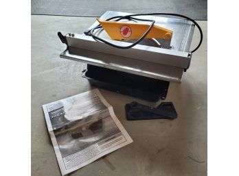 Chicago Electric 7' Portable Wet Tile Saw