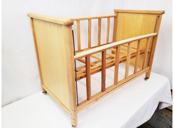 Vintage 1950's Whitney Bros. Co Wooden Baby Doll Crib