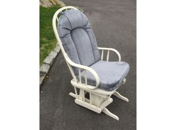 Beautiful BELLINI White Glider / Rocker - Bellini Is Known For High Quality - Great Condition - No Issues