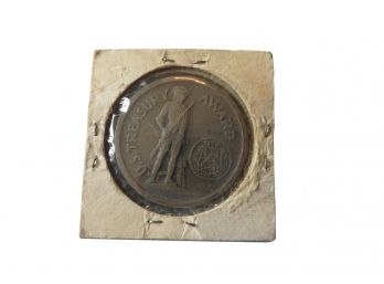 (#A38) 1941-1945 WWII Patriotic Service US Treasury Award Silver Medal