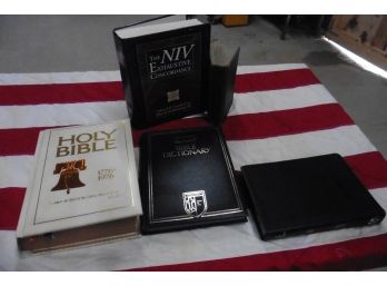 5 Vintage Bibles
